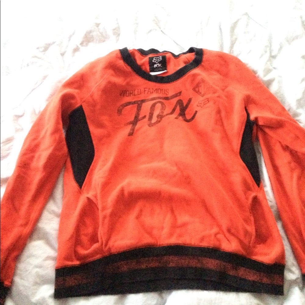 Sweatshirt